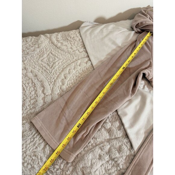 Barefoot Dreams LuxeChic Hooded Robe Size 2 Taupe Plush Belted Long Lounge Bath - Picture 6 of 9